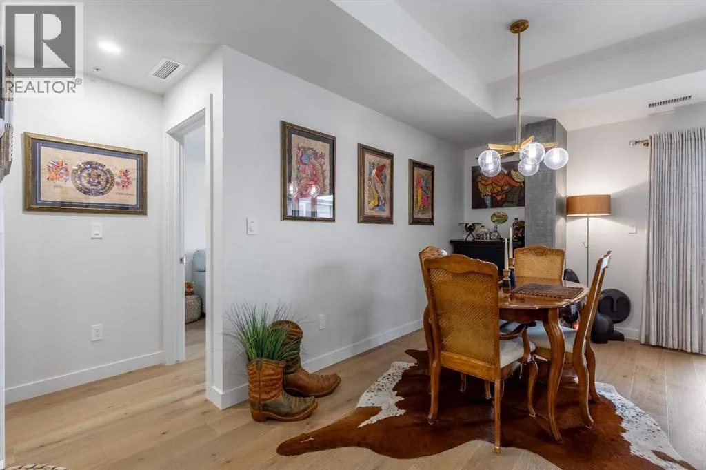 533, 102 Scenic Drive N
