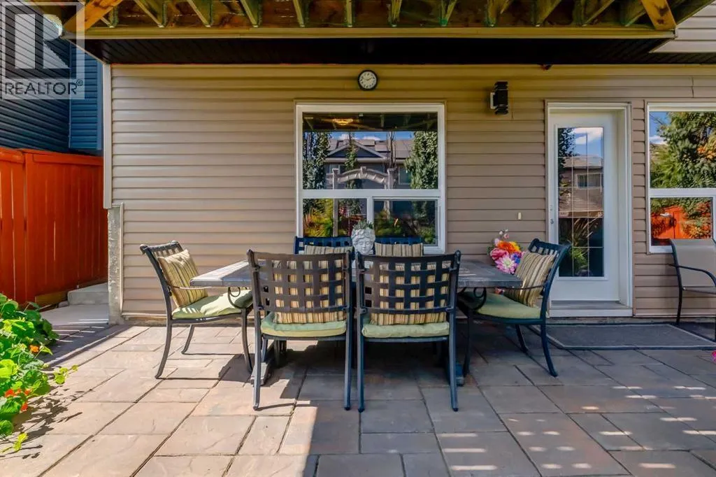 202 Silverado Bank Circle SW