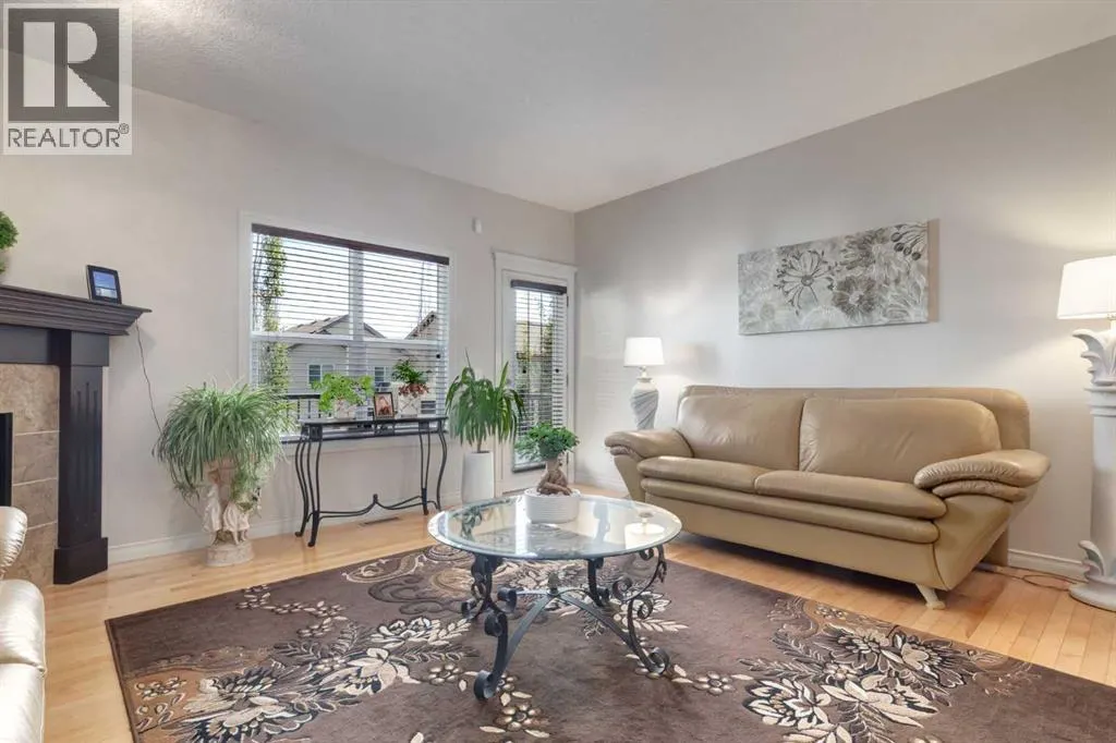 202 Silverado Bank Circle SW