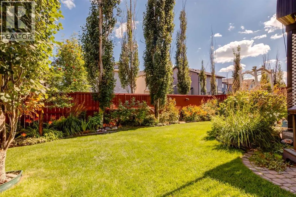 202 Silverado Bank Circle SW