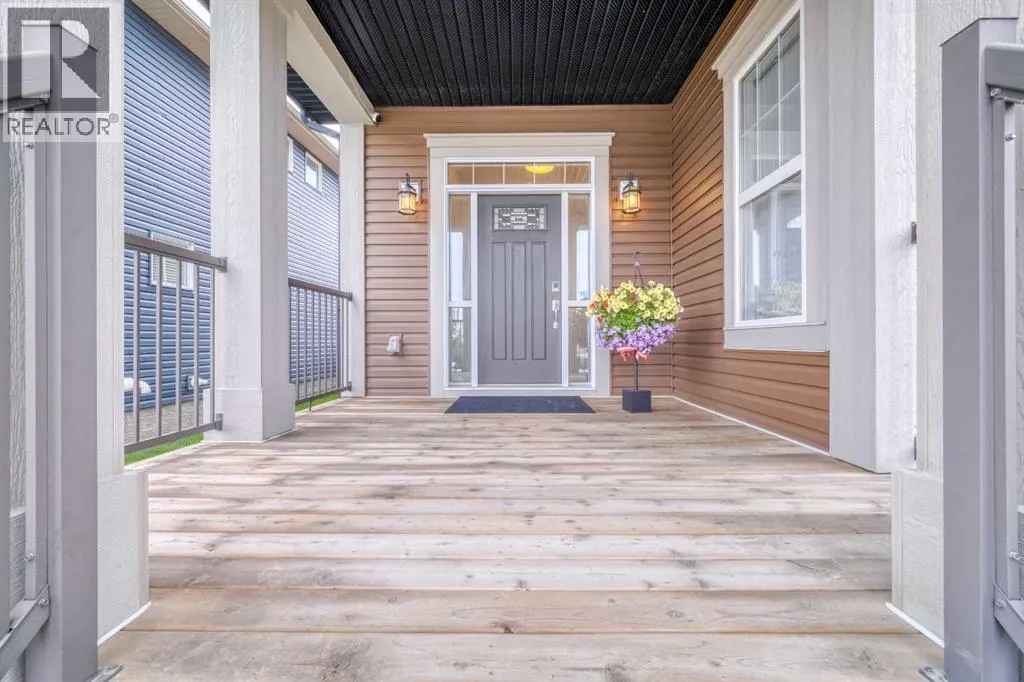 466 Evanston Way NW