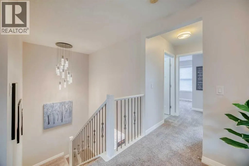 466 Evanston Way NW