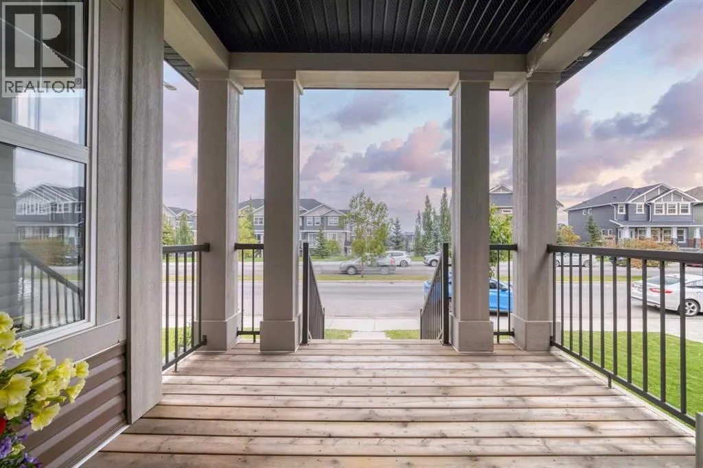 466 Evanston Way NW