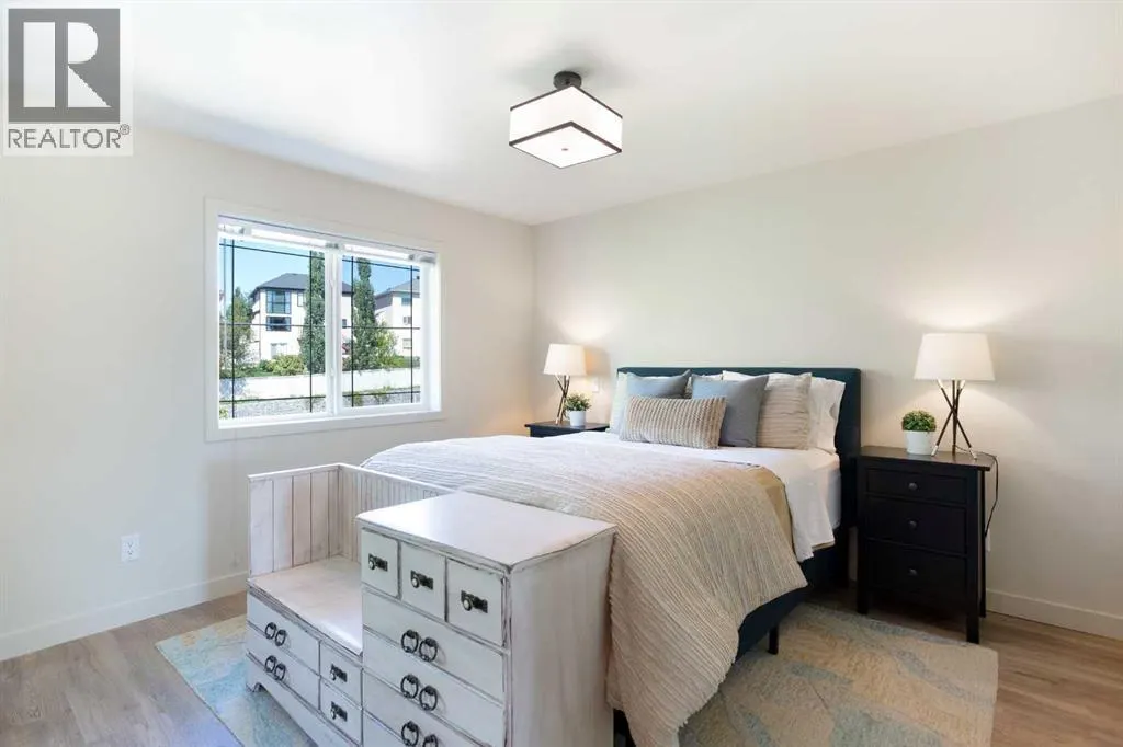 124 Country Hills Gardens NW