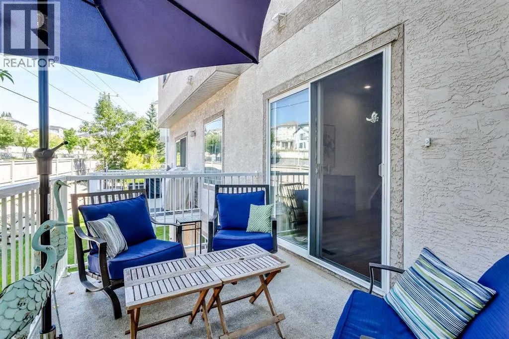 124 Country Hills Gardens NW