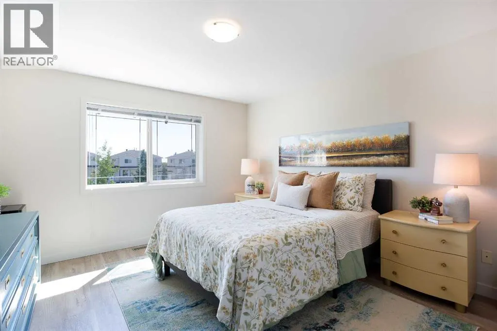 124 Country Hills Gardens NW