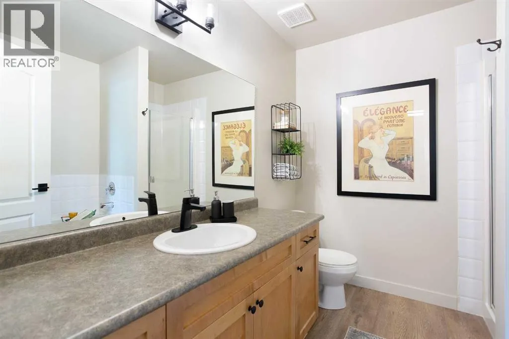 124 Country Hills Gardens NW