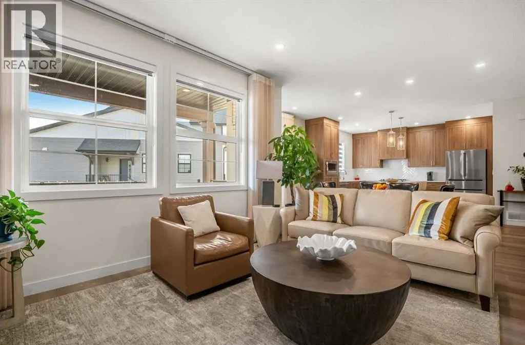 203, 201 Cooperswood Green SW