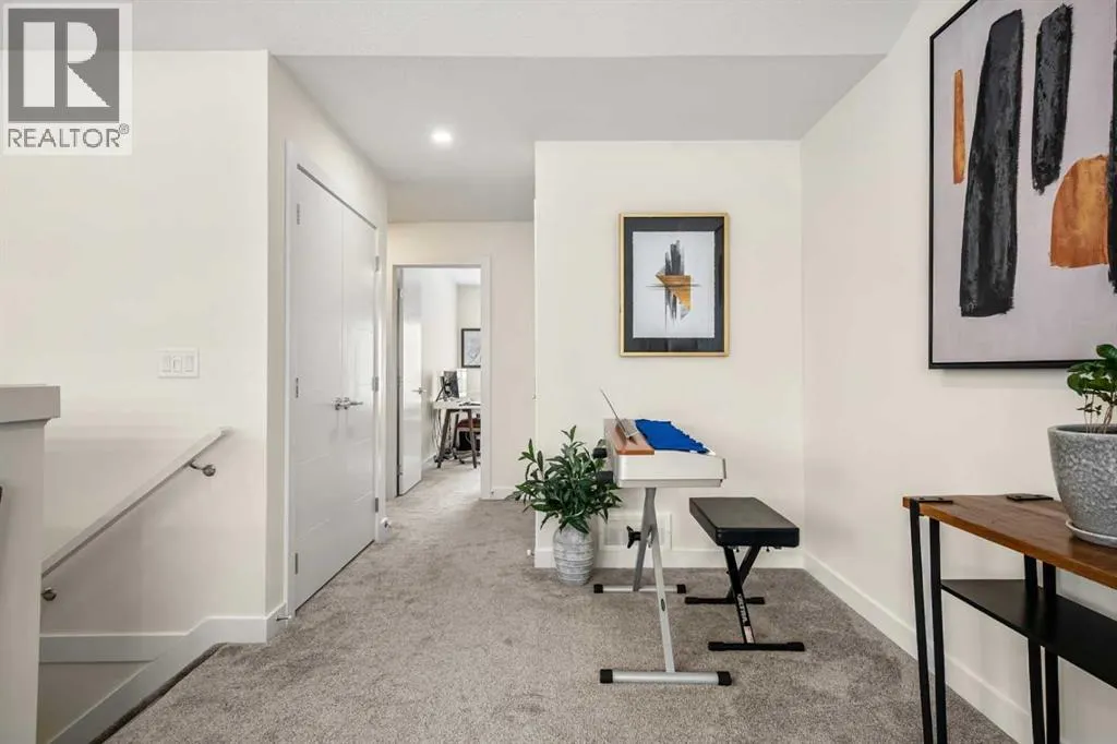 203, 201 Cooperswood Green SW