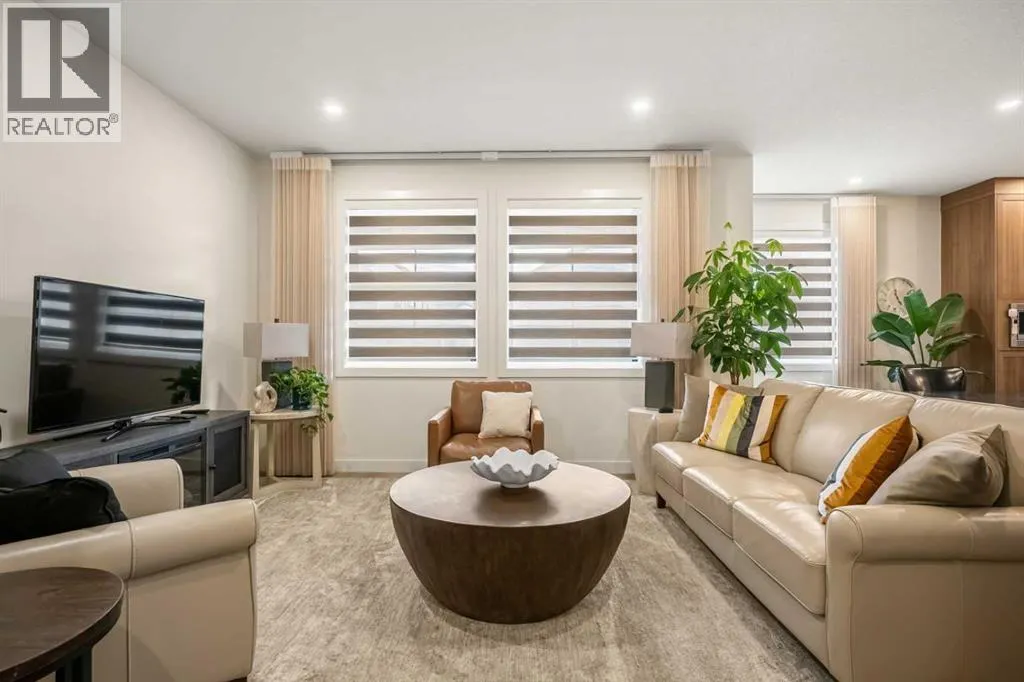 203, 201 Cooperswood Green SW
