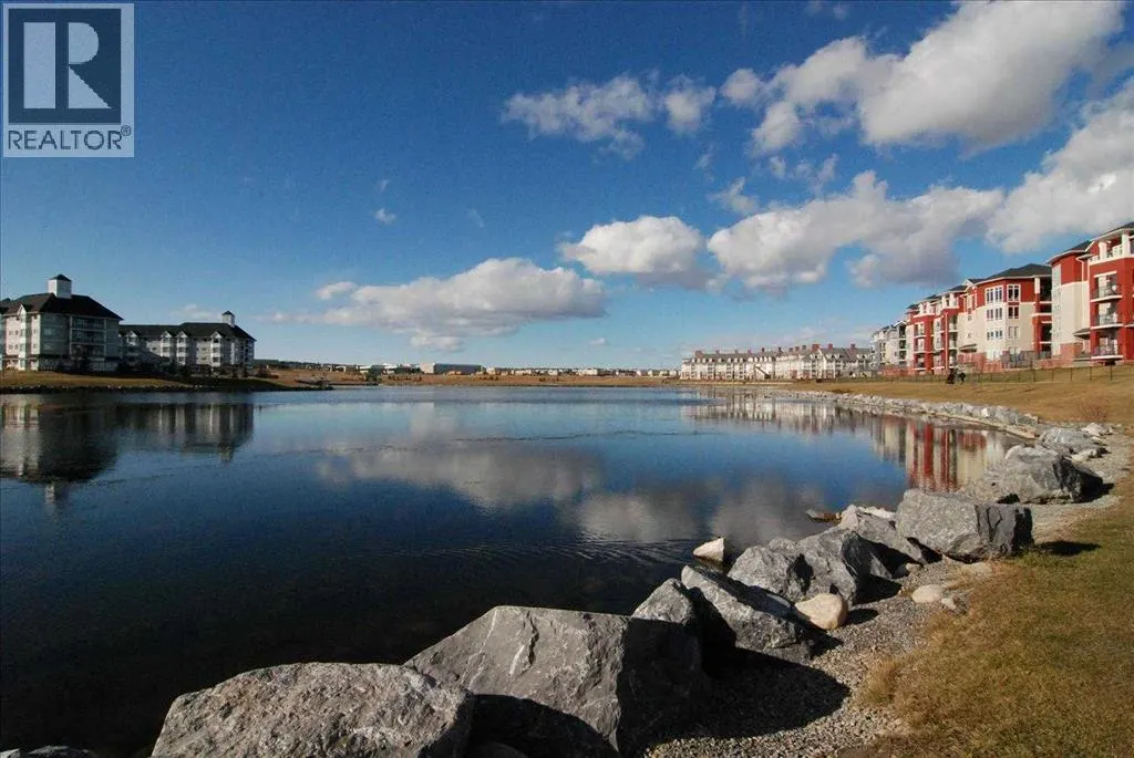 1106, 17 Country Village Bay NE