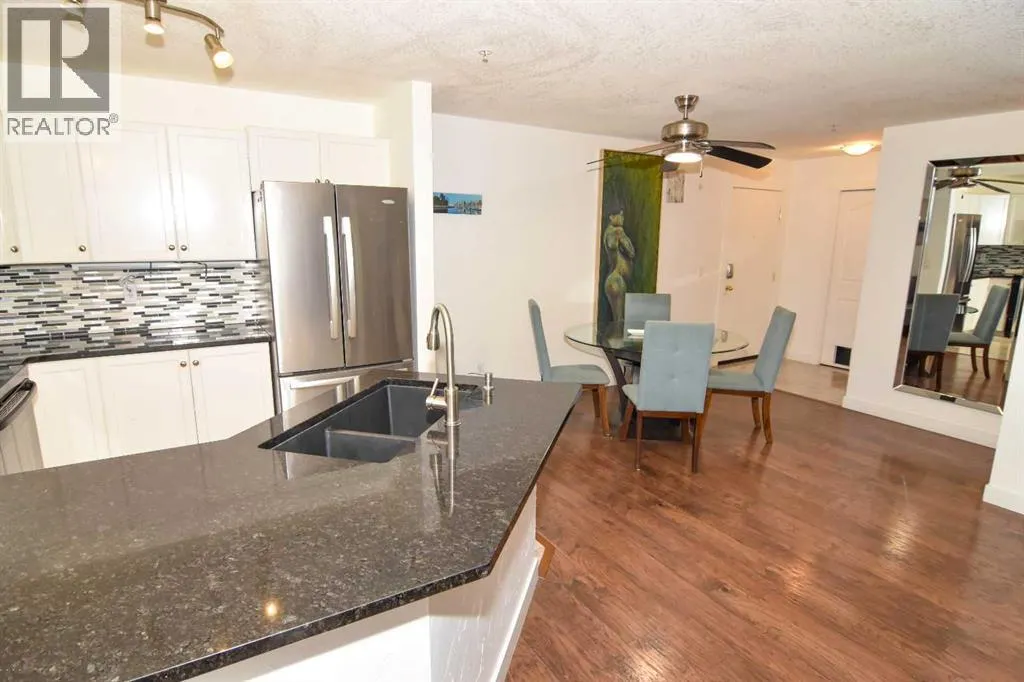 1106, 17 Country Village Bay NE