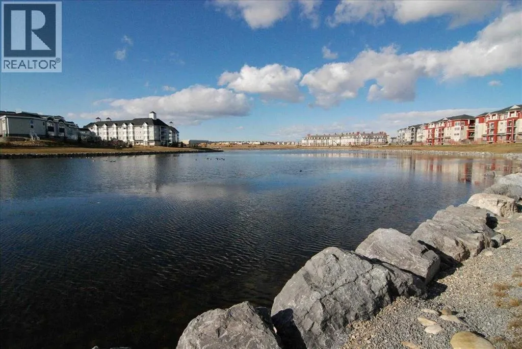 1106, 17 Country Village Bay NE