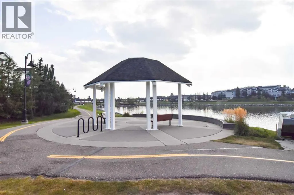 1106, 17 Country Village Bay NE
