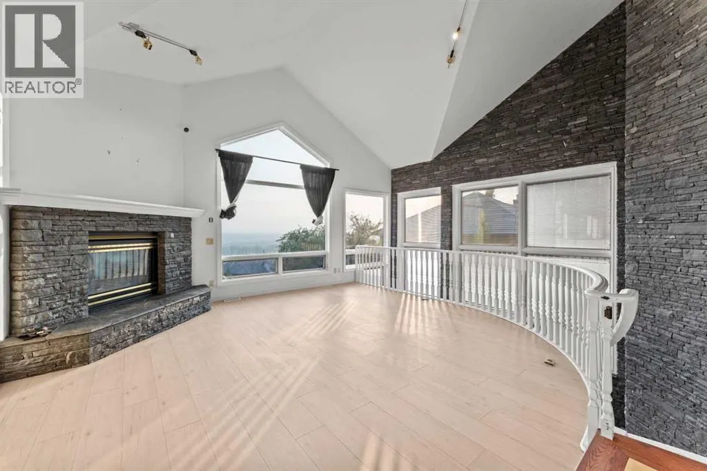 28 Slopes Grove SW
