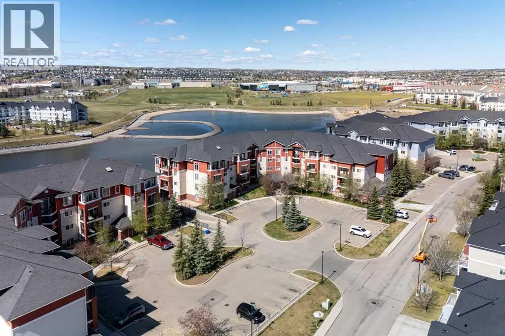 114, 156 Country Village Circle NE