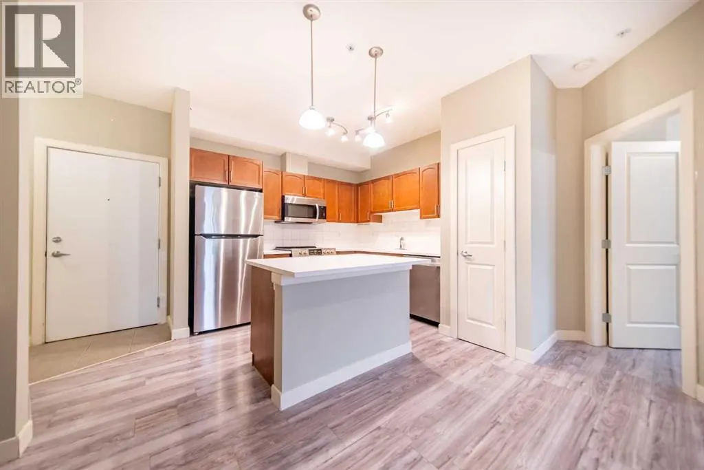 114, 156 Country Village Circle NE