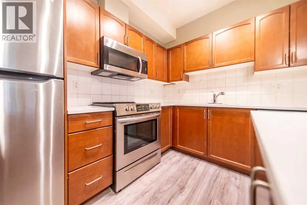 114, 156 Country Village Circle NE