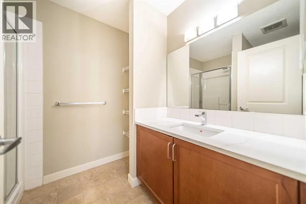114, 156 Country Village Circle NE