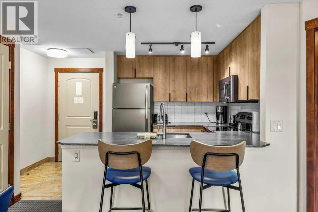 231, 190 Kananaskis Way