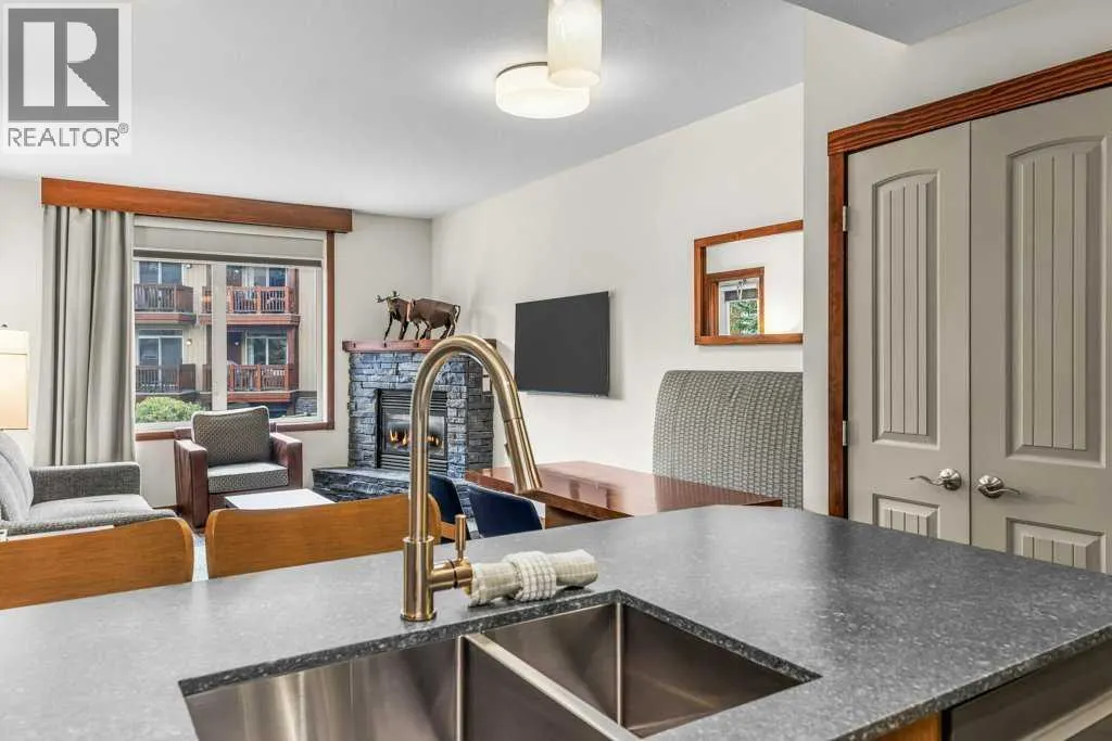 231, 190 Kananaskis Way