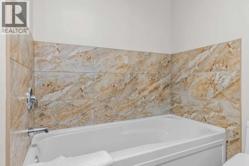 231, 190 Kananaskis Way