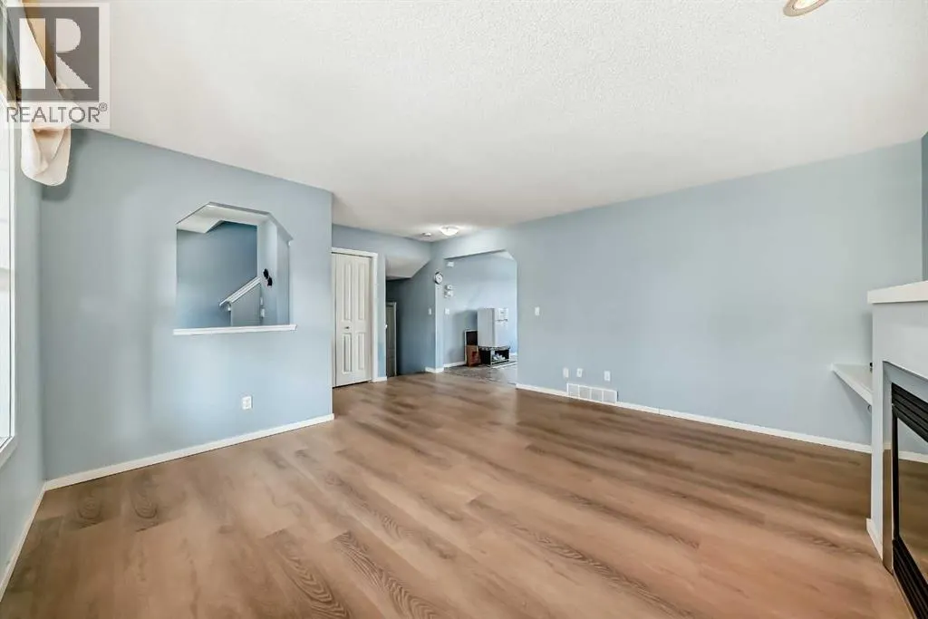 57 Brightoncrest Heights