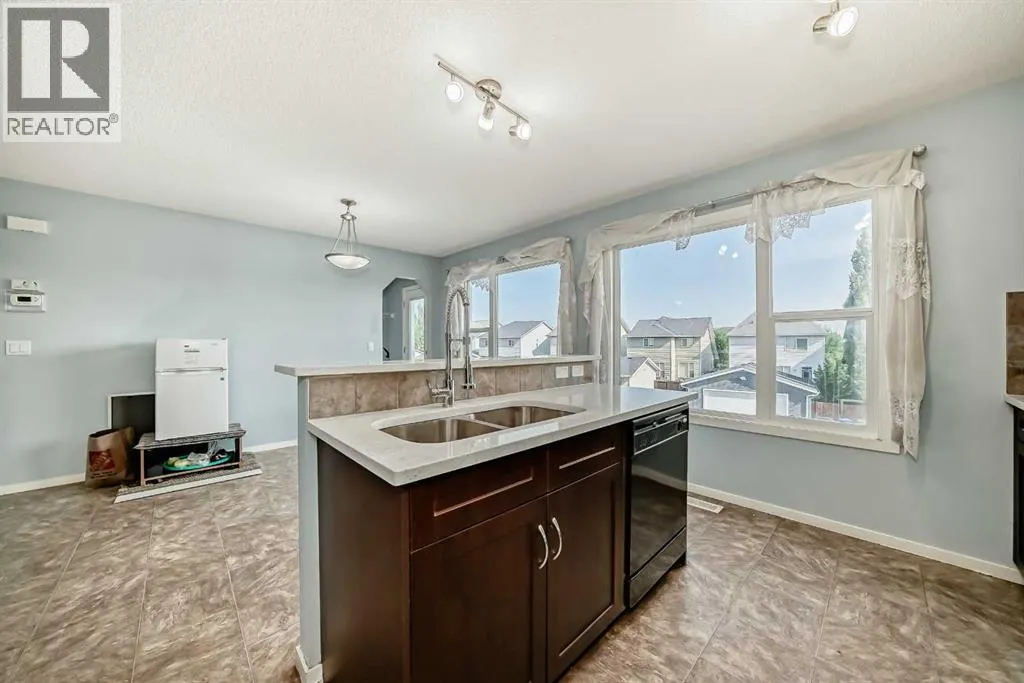 57 Brightoncrest Heights