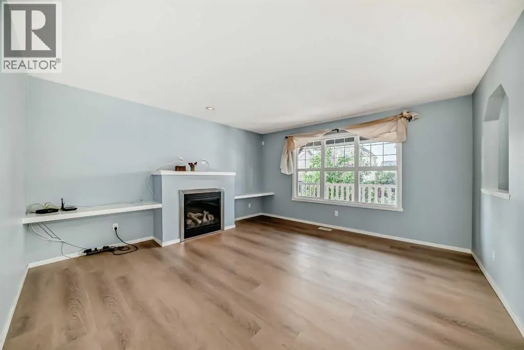 57 Brightoncrest Heights