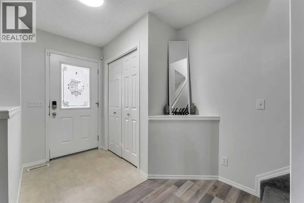 16 Saddlebrook Place NE