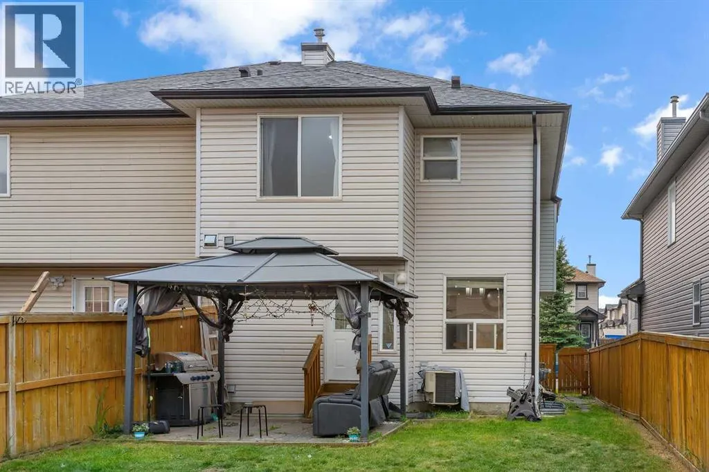 16 Saddlebrook Place NE