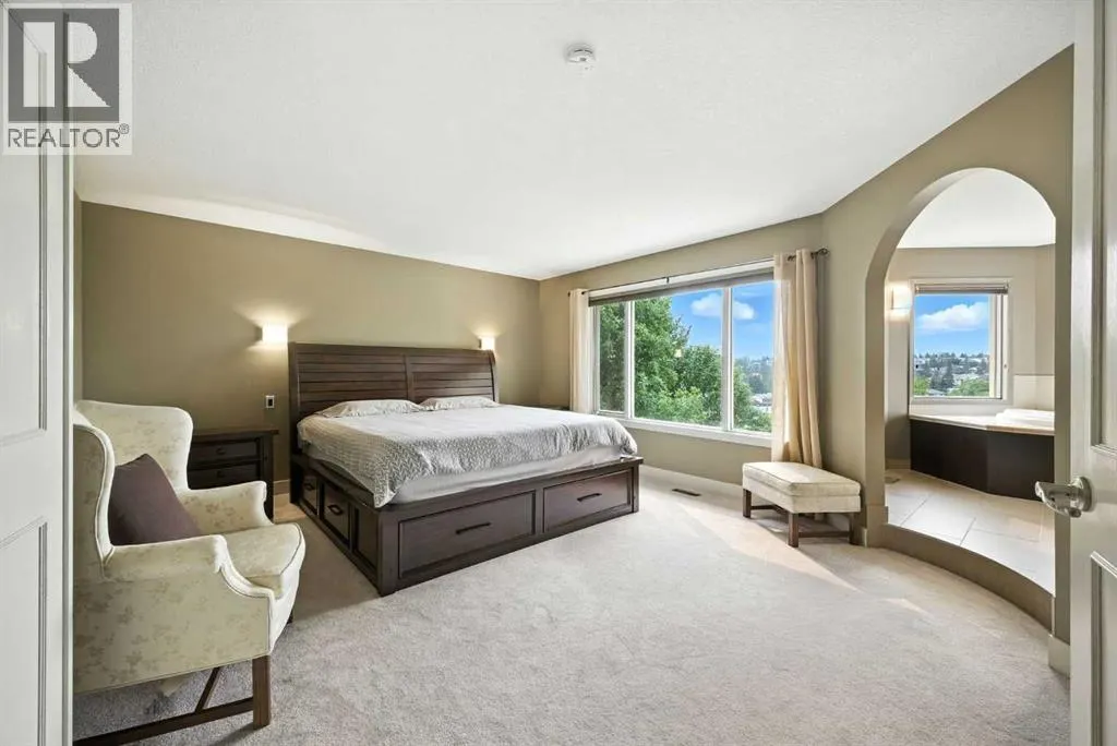 141 Edgeview Road NW
