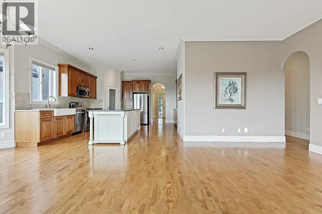 49 Royal Highland Road NW