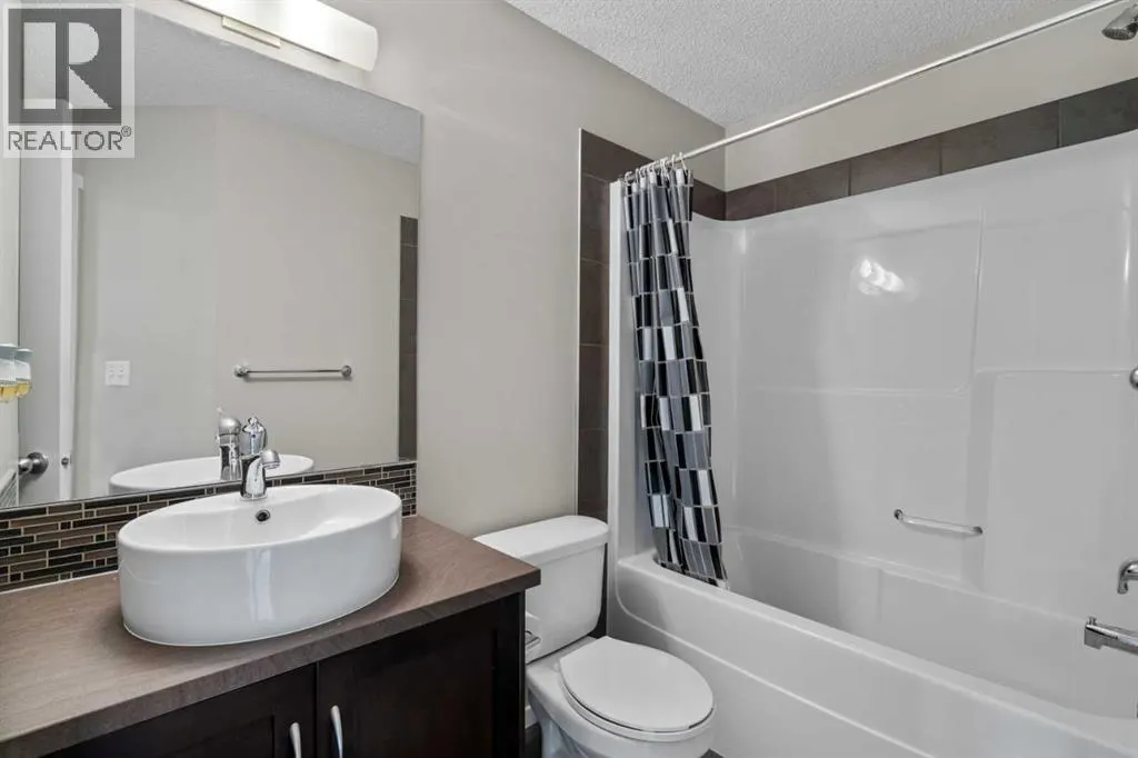 1212, 125 Panatella Way NW