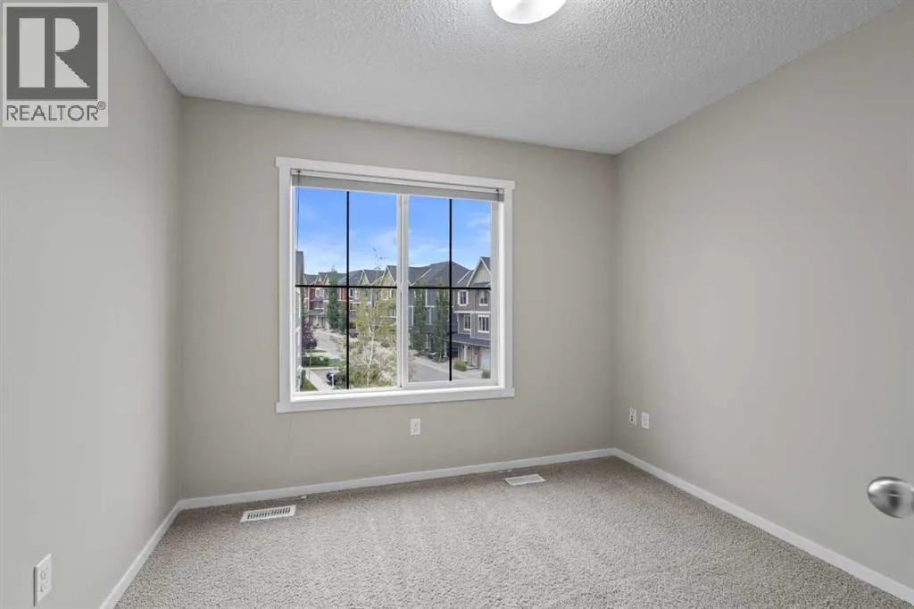 1212, 125 Panatella Way NW