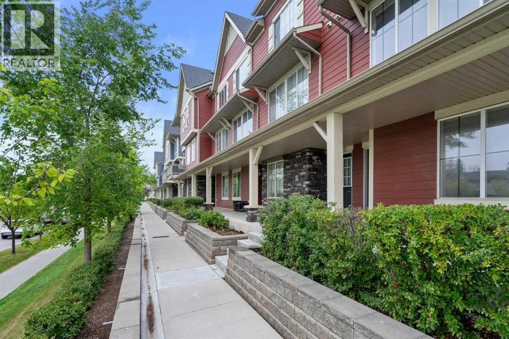 1212, 125 Panatella Way NW