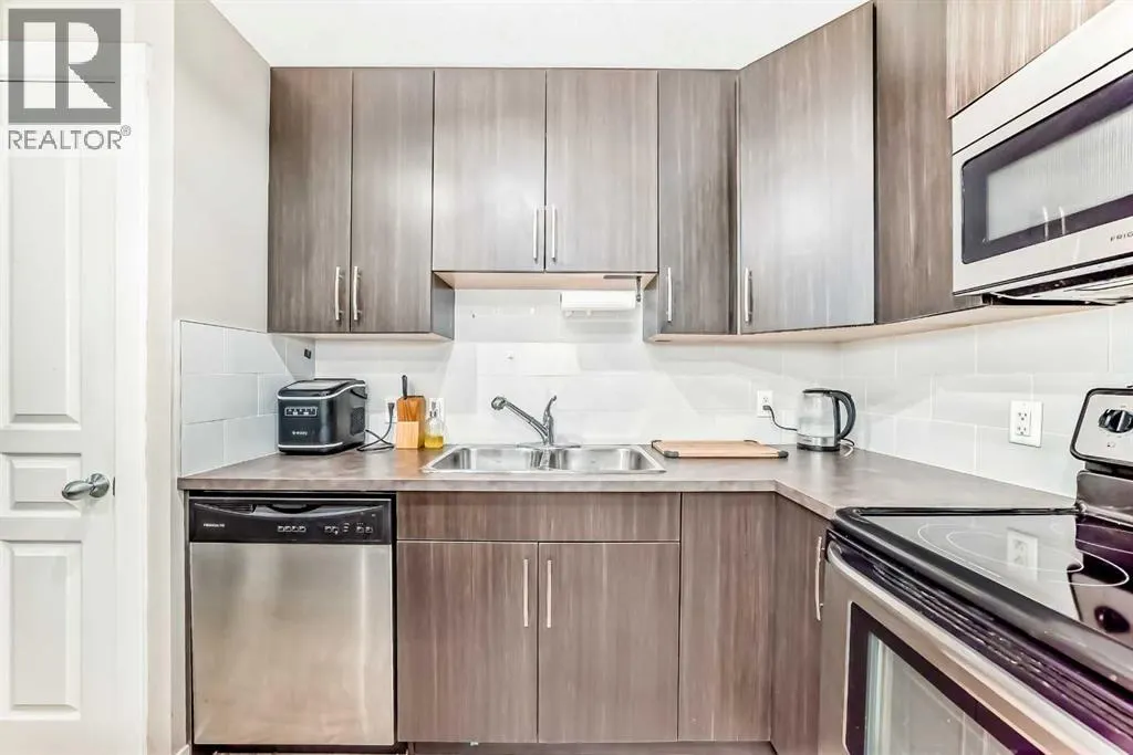 1130 Mckenzie Towne Row SE