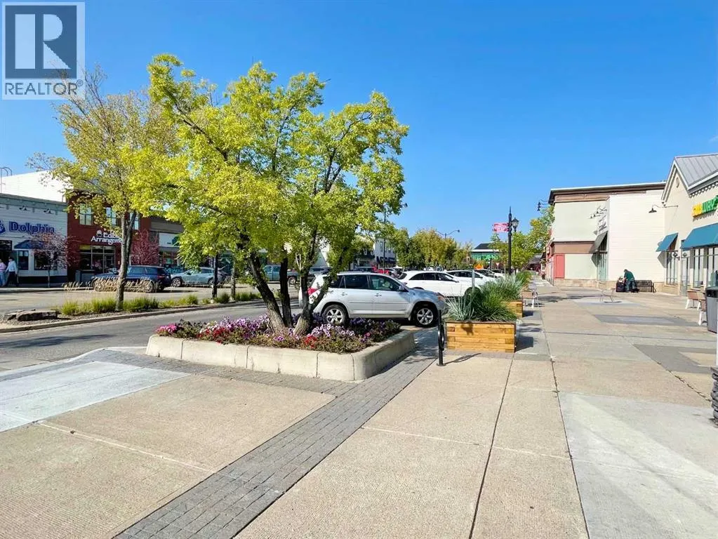 1130 Mckenzie Towne Row SE