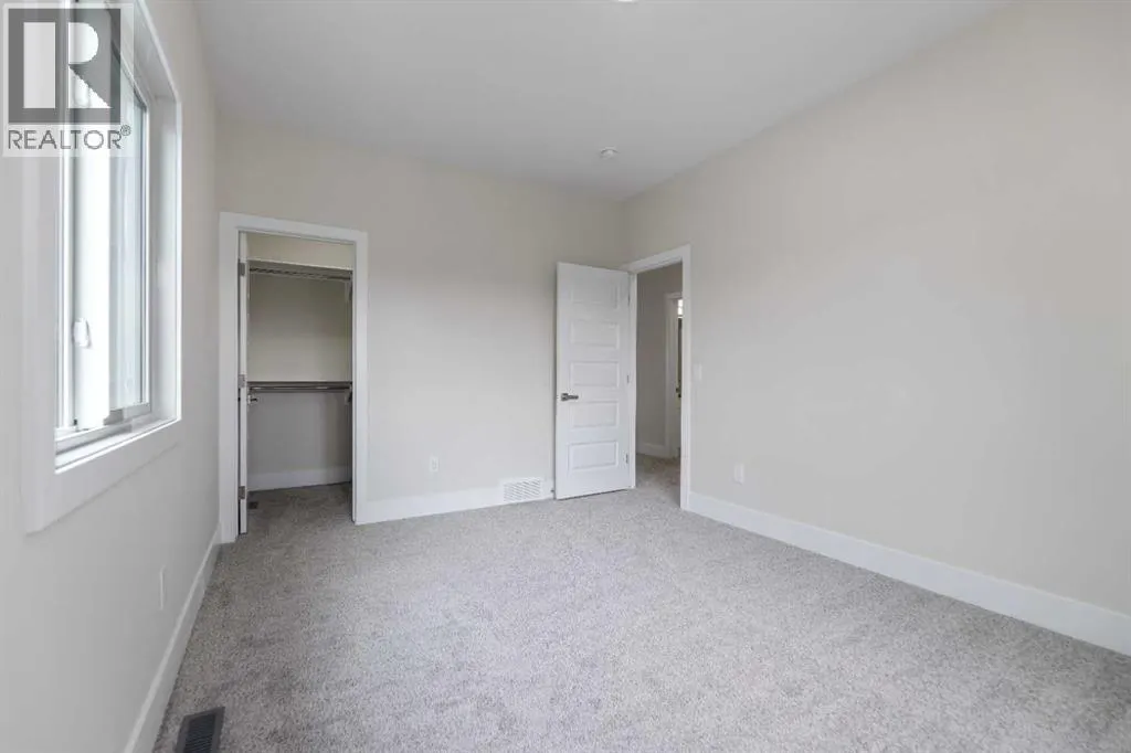 288 Savanna Drive NE