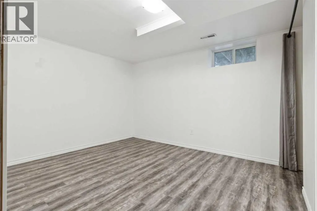 104, 2001 Luxstone Boulevard SW