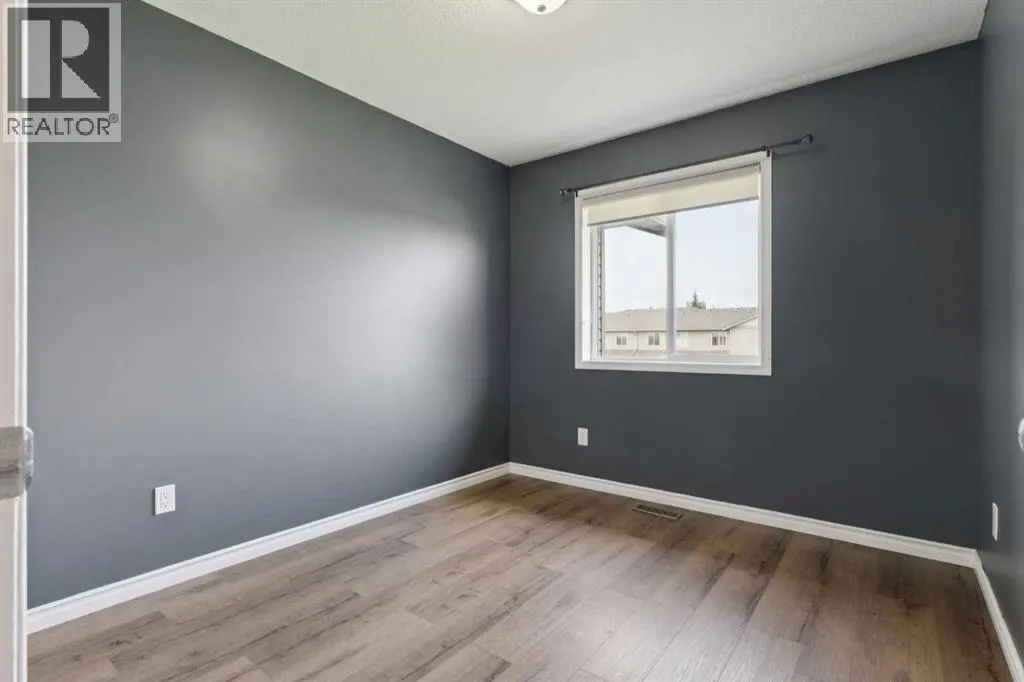 104, 2001 Luxstone Boulevard SW