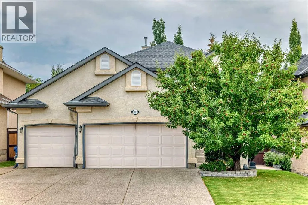 69 Simcoe Close SW