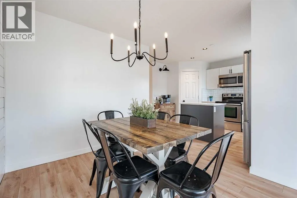 93 Evansford Circle NW
