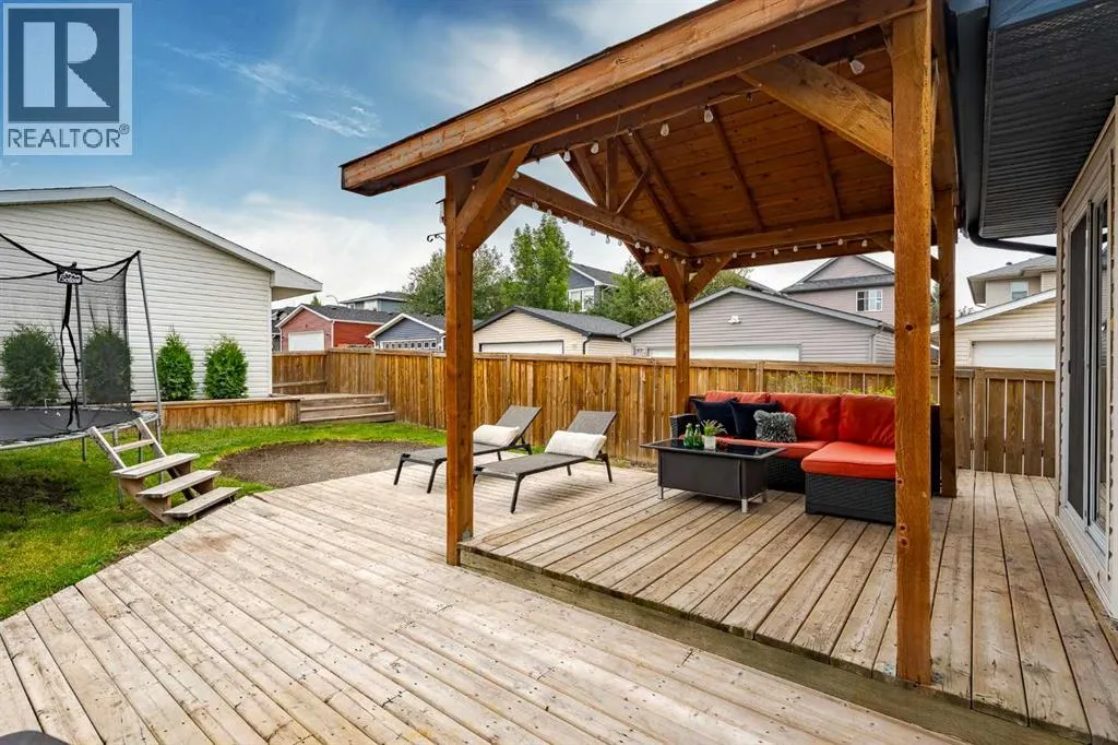 93 Evansford Circle NW
