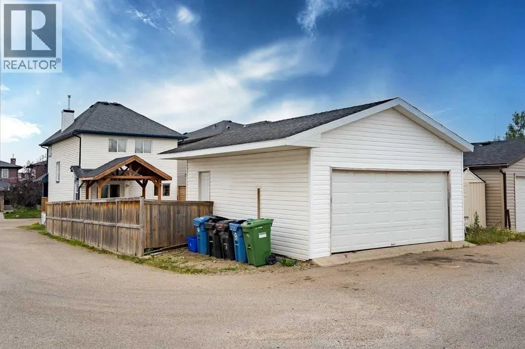 93 Evansford Circle NW