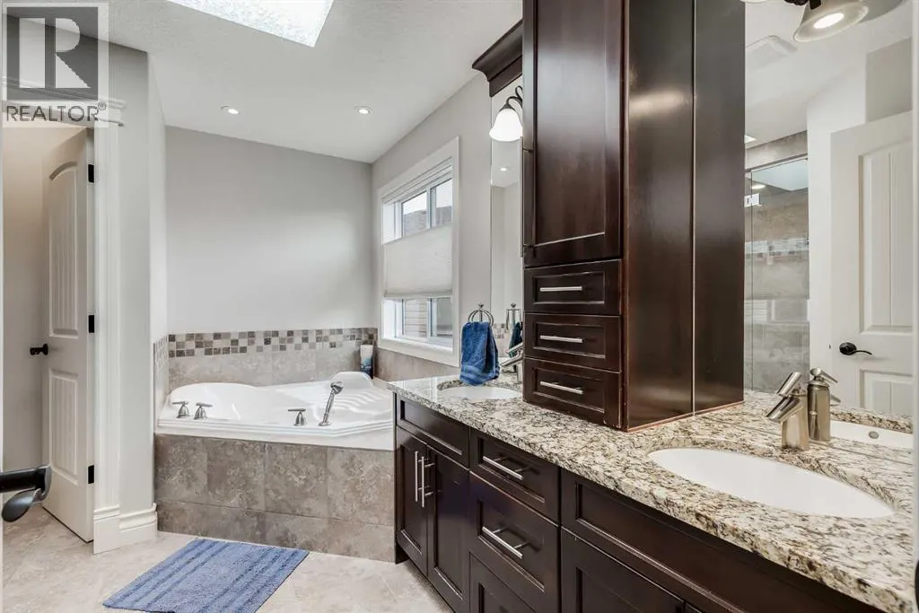 14 Prairie Springs Cove SW
