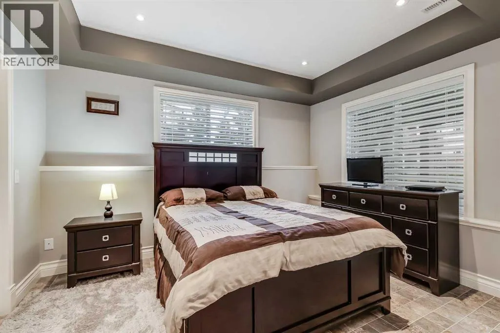 14 Prairie Springs Cove SW