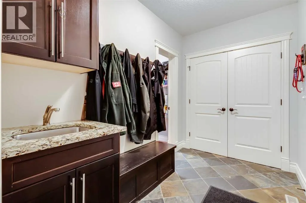 14 Prairie Springs Cove SW