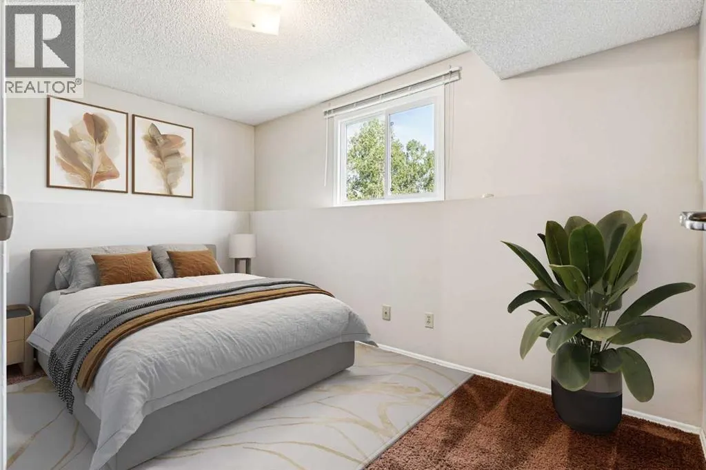 101 Sabrina Way SW
