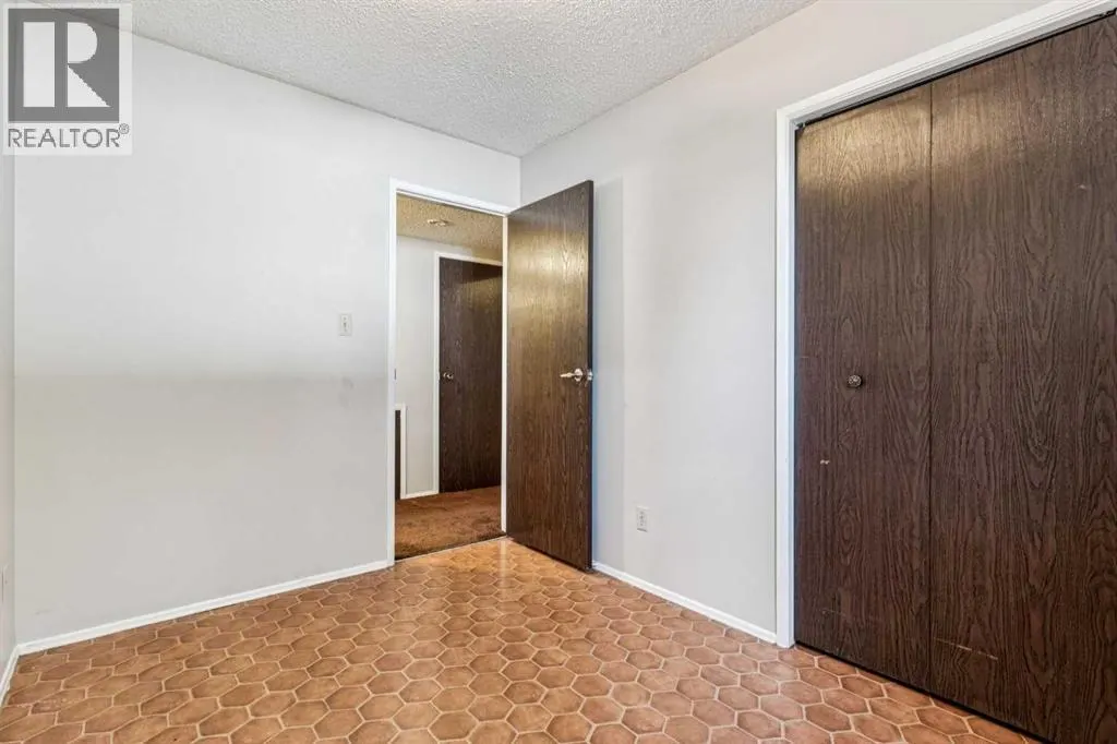 101 Sabrina Way SW